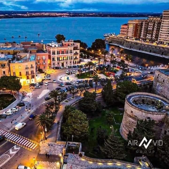 Loft27 Apartman Taranto Kültér fotó